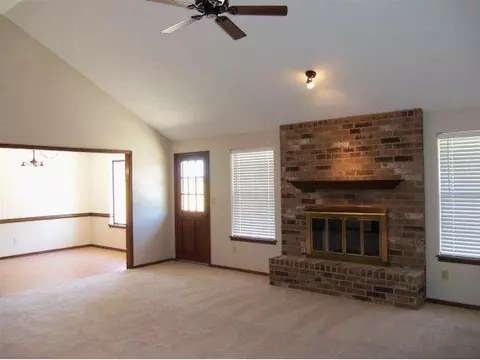 1721 Wilderness, Norman, OK 73071 photo 2