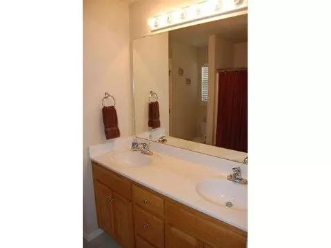908 Shadowhill, Norman, OK 73071 photo 12