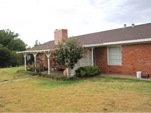 351 Lakeside Dr, Altus, OK 73521 photo 17