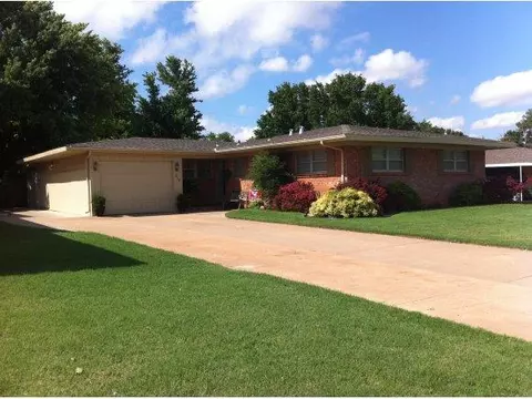 312 Pawnee, Foss, OK 73647 photo 1