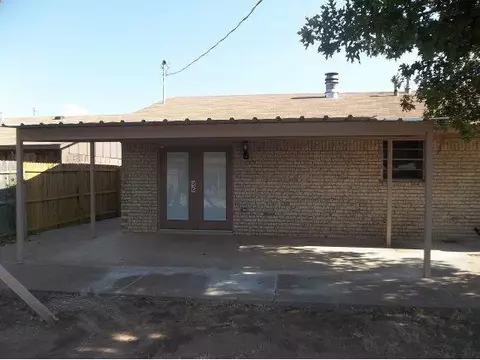 1201 Asalee, Altus, OK 73521 photo 5