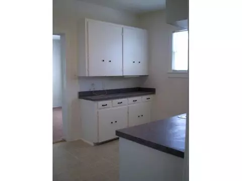 227 E 227 12 Daws, Norman, OK 73069 photo 4