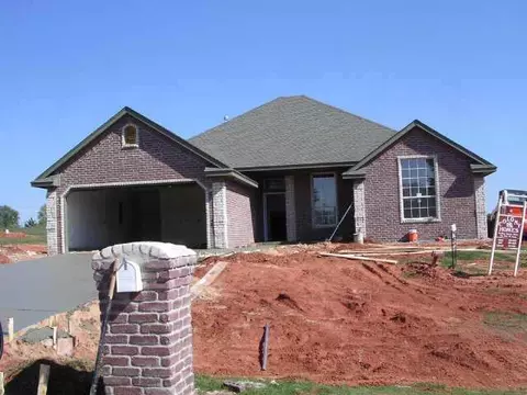 1852 Ruby Dr, Blanchard, OK 73010 photo 1