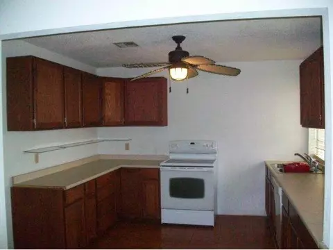 405 E Ada, Tipton, OK 73570 photo 3