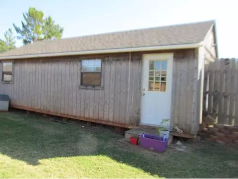 Undisclosed, Clinton, OK 73601 photo 20