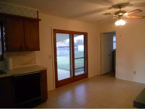 1704 Truman, Altus, OK 73521 photo 6