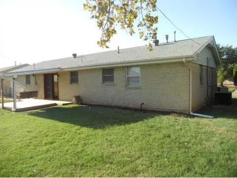 1704 Truman, Altus, OK 73521 photo 20