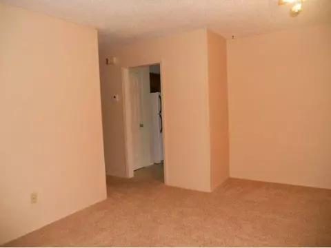 1704 Truman, Altus, OK 73521 photo 9