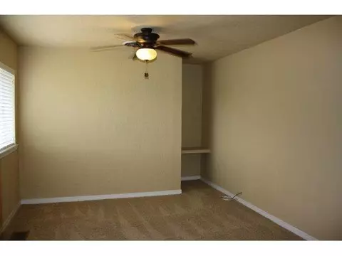 137 Cameron, Altus, OK 73521 photo 13
