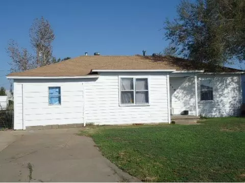 1109 E Cherry, Altus, OK 73521 photo 2