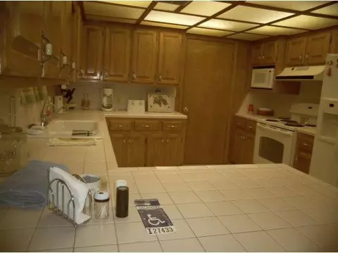 418 E Main, Gracemont, OK 73042 photo 4