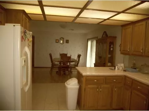 418 E Main, Gracemont, OK 73042 photo 5