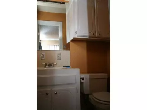 1408 Adams, Altus, OK 73521 photo 9