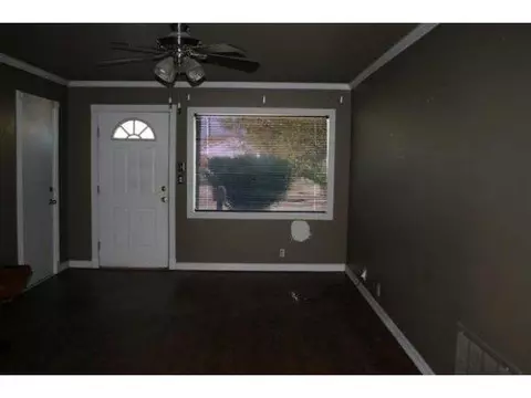 1408 Adams, Altus, OK 73521 photo 2
