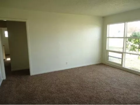 904 N Thomas, Altus, OK 73521 photo 2