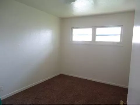 904 N Thomas, Altus, OK 73521 photo 4