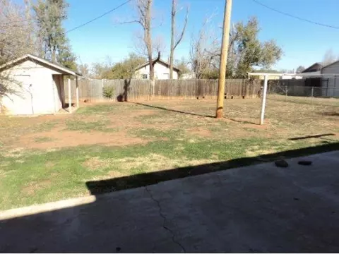 817 E Sycamore, Altus, OK 73521 photo 13