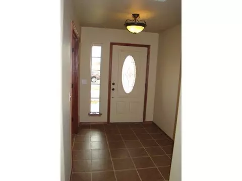 16320 Drywater Dr, Oklahoma City, OK 73170 photo 2