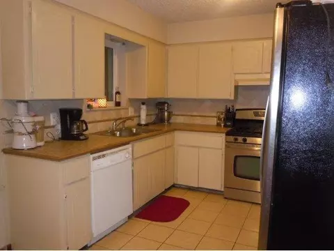 320 Robbin Cir, Noble, OK 73068 photo 4