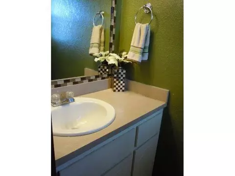 320 Robbin Cir, Noble, OK 73068 photo 7