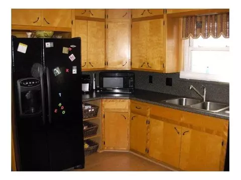 1005 N Forrest, Watonga, OK 73772 photo 4