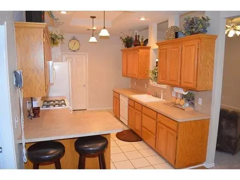 3805 Harmony Dr, Moore, OK 73160 photo 11