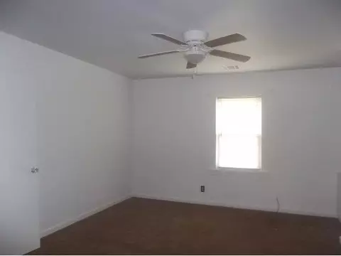 1011 N Lee, Altus, OK 73521 photo 4