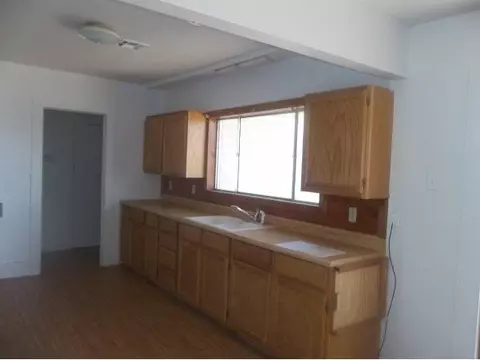 1011 N Lee, Altus, OK 73521 photo 3