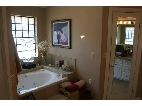 308 Val Verde, Altus, OK 73521 photo 10