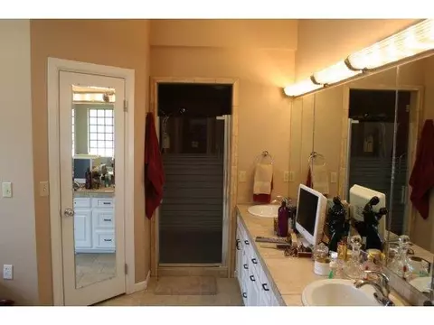 308 Val Verde, Altus, OK 73521 photo 9