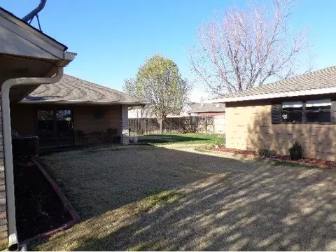 3208 Partridge, Altus, OK 73521 photo 6