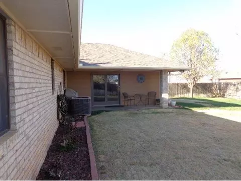 3208 Partridge, Altus, OK 73521 photo 8
