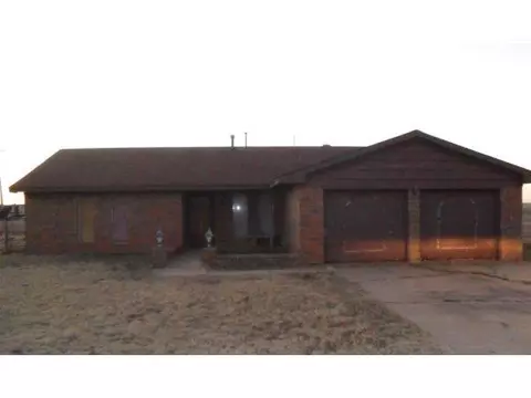 500 W 3rd, Olustee, OK 73560 photo 1