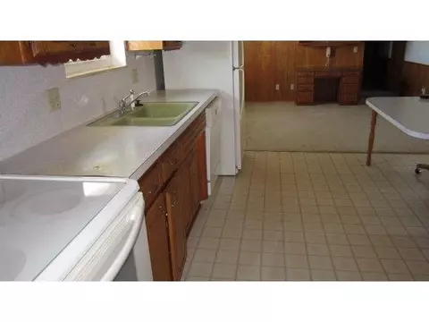 305 W Adams, Corn, OK 73024 photo 9