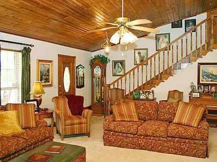 1207 N Sara Rd, Tuttle, OK 73089 photo 3