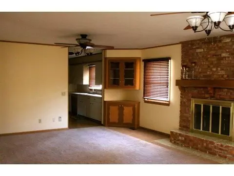601 Pine Tree, Frederick, OK 73542 photo 13