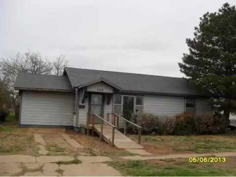 306 Eula, Hollis, OK 73550 photo 1