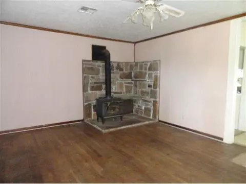 912 N Willard, Altus, OK 73521 photo 2