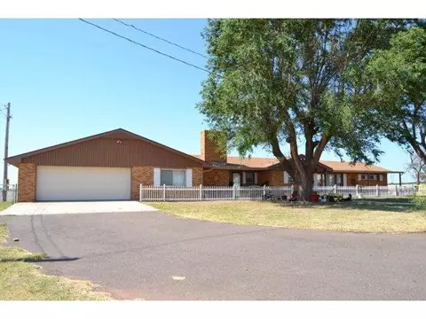 20376 E 1050 Rd, Elk City, OK 73644 photo 2