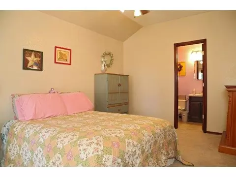 404 Crest, Norman, OK 73071 photo 16
