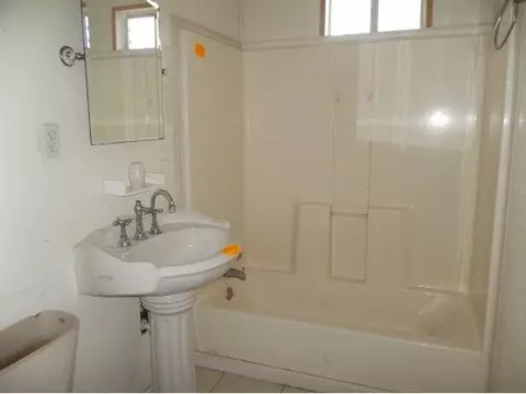 1124 Maple, Altus, OK 73521 photo 4