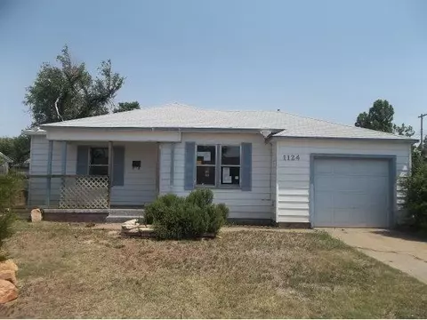 1124 Maple, Altus, OK 73521 photo 1