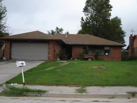 908 E Beam, Yukon, OK 73099 photo 1