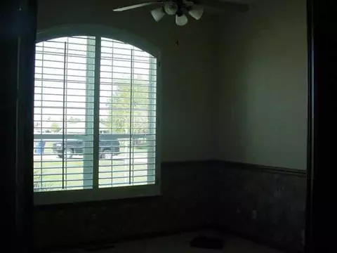 7904 Blue Spruce Ln, Tuttle, OK 73089 photo 7