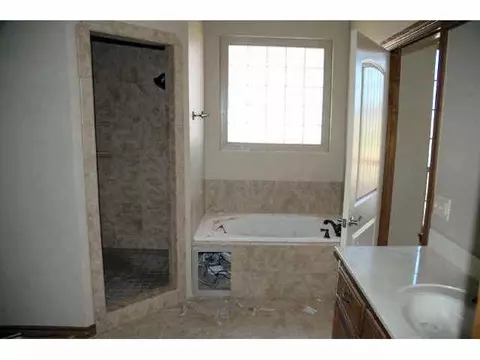 1904 Cody Ct, Tuttle, OK 73089 photo 5