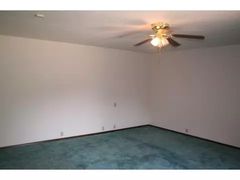 217 Val Verde, Altus, OK 73521 photo 16