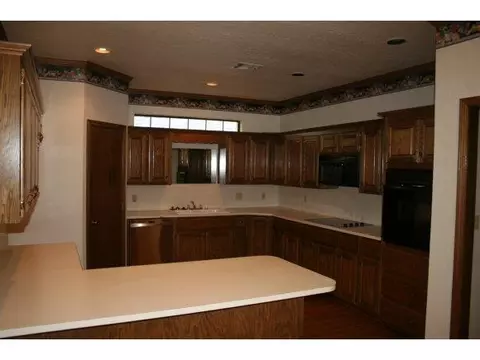 121 Buena Vista Loop, Altus, OK 73521 photo 7