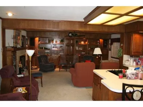 800 E Cypress, Altus, OK 73521 photo 6