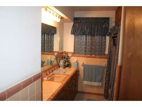 800 E Cypress, Altus, OK 73521 photo 13