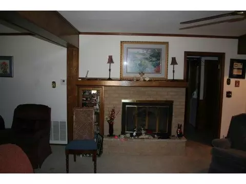 800 E Cypress, Altus, OK 73521 photo 4